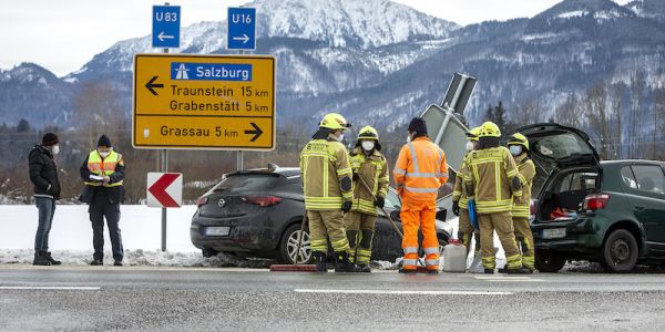 Zwei Unfälle an der Kreuzung Bahnhofstraße/Staatsstraße